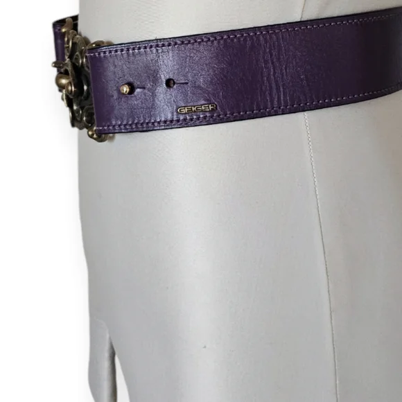 Kurt Geiger Metal Buckle Hook Closure Leather Belt Size Small Size 36 - Picture 7 of 10